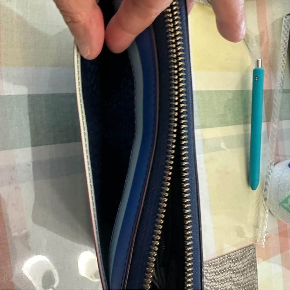 Kate Spade Laurel Way Neda Continental Striped Wallet - Picture 9 of 11